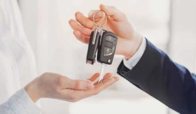 Phí công chứng hợp đồng mua bán xe hiện nay là bao nhiêu?
