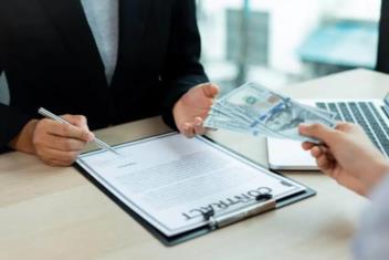 Thủ tục công chứng hợp đồng vay tiền: Những giấy tờ cần thiết