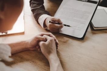 Ủy quyền cho người thân nhận kết quả hành chính