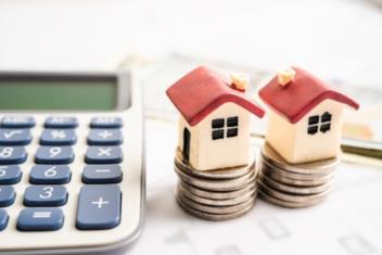 Công chứng mua bán nhà đất có cần đóng thuế trước bạ không?