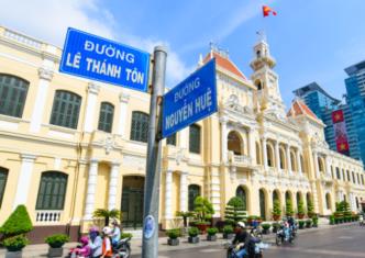 Văn phòng công chứng ở đường Lê Thánh Tôn, Quận 1