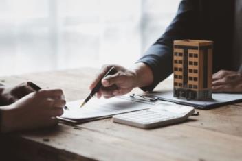 Hồ sơ công chứng mua bán chung cư cần chuẩn bị những gì?