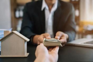 Tổng hợp đầy đủ: Các khoản phí sang tên sổ đỏ cho tặng