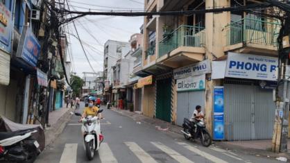Bạn đang tìm văn phòng công chứng tại đường Phong Phú, Quận 8?