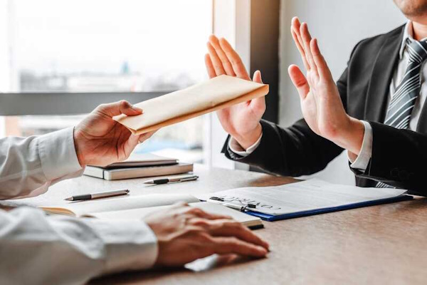 11 Hành vi nghiêm cấm trong hoạt động công chứng