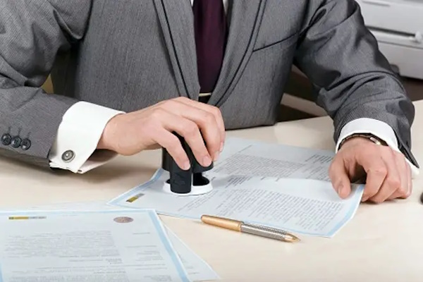 Phí công chứng bằng tốt nghiệp