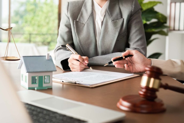Công chứng mua bán nhà đất cho người nước ngoài