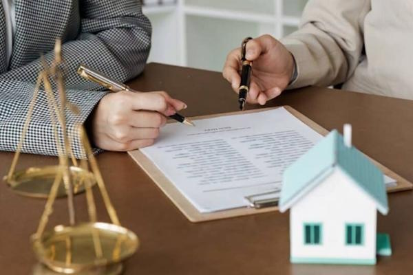 Công chứng mua bán nhà đất khi bên bán là pháp nhân thương mại