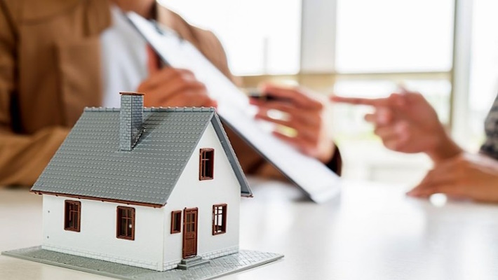 Công chứng mua bán nhà đất khi có tranh chấp quyền sử dụng đất