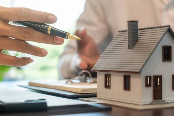 Công chứng mua bán nhà đất khi người mua là doanh nghiệp