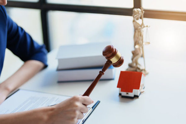 Công chứng mua bán nhà đất khi người mua là doanh nghiệp