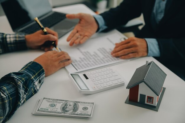 Hướng dẫn công chứng mua bán chung cư đồng sở hữu giữa vợ & chồng