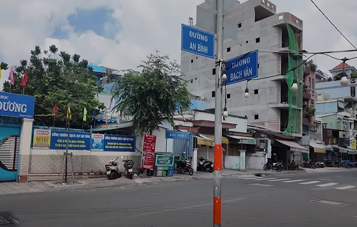 Văn phòng công chứng Bạch Vân
