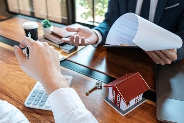 Công chứng mua bán chung cư sở hữu 50 năm