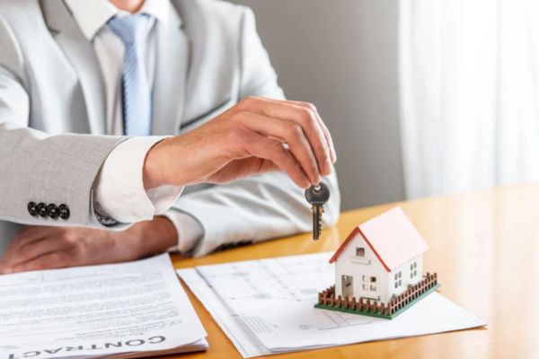 Công chứng hợp đồng tặng cho bất động sản