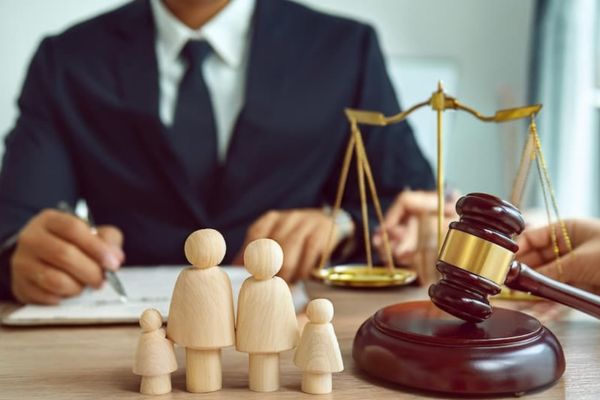 Quy định về niêm yết thừa kế