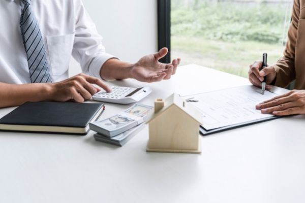 Phí công chứng văn bản phân chia di sản thừa kế